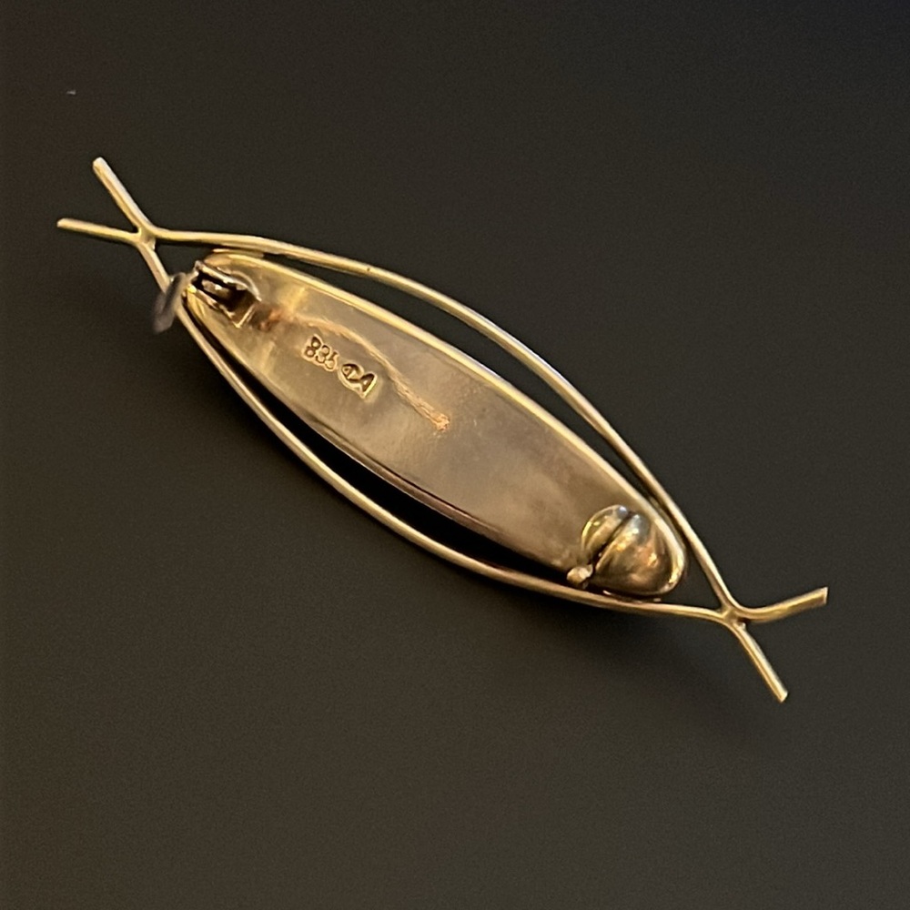 Vintage mid-century modern Scandinavian Amber and silver pin - Picture 8 of 13
